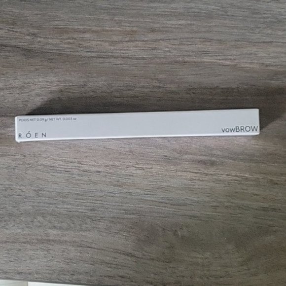 Roen - vowBROW Pencil in Medium - Picture 5 of 5